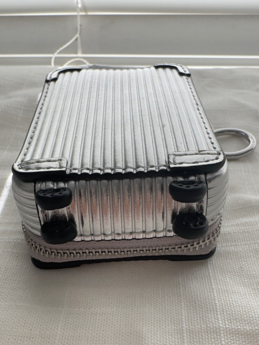 MICHAEL KORS Suitcase Bag Charm🧳-NWT - Picture 4 of 14
